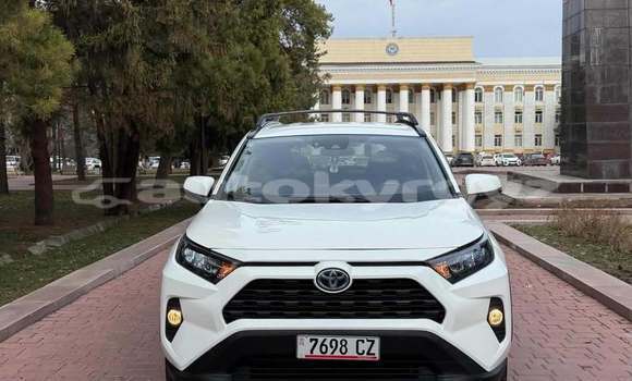 Buy Used Toyota RAV4 White Car in Bishkek in Bishkek Buy Used Toyota RAV4 White Car in Bishkek in Bishkek