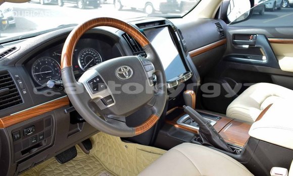 Buy Import Toyota Land Cruiser Other Car in Import - Dubai in Batken Buy Import Toyota Land Cruiser Other Car in Import - Dubai in Batken