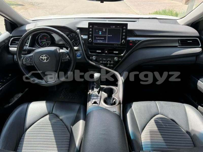 Big with watermark toyota camry bishkek bishkek 5752