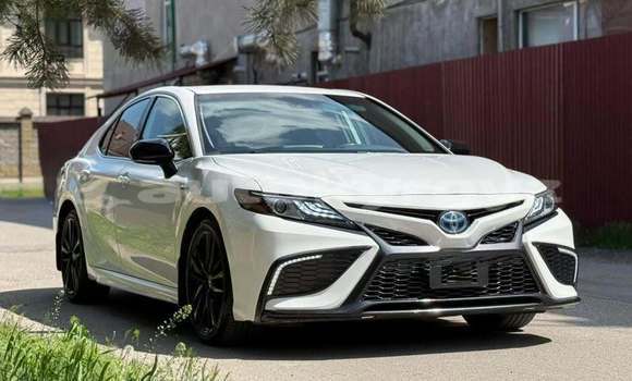 Buy Used Toyota Camry White Car in Bishkek in Bishkek Buy Used Toyota Camry White Car in Bishkek in Bishkek