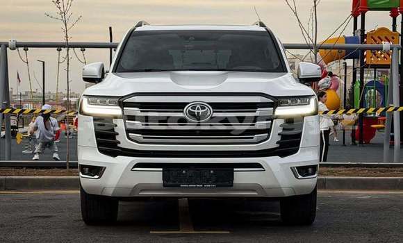 Buy Used Toyota Land Cruiser White Car in Bishkek in Bishkek Buy Used Toyota Land Cruiser White Car in Bishkek in Bishkek