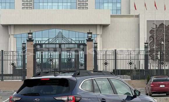 Buy Used Subaru Outback Black Car in Bishkek in Bishkek Buy Used Subaru Outback Black Car in Bishkek in Bishkek