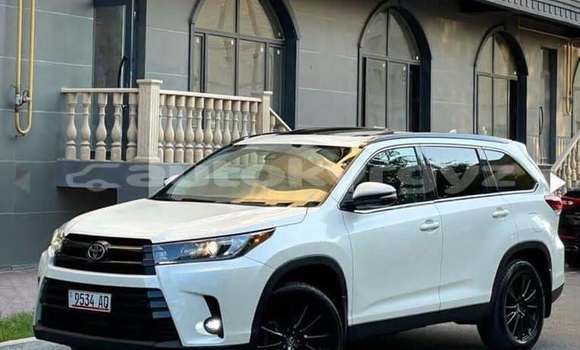Buy Used Toyota Highlander White Car in Bishkek in Bishkek Buy Used Toyota Highlander White Car in Bishkek in Bishkek