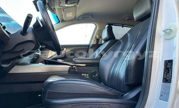 Buy Used Kia K9 White Car in Bishkek in Bishkek Buy Used Kia K9 White Car in Bishkek in Bishkek