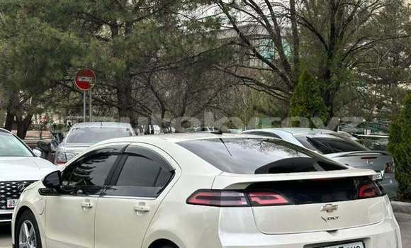 Buy Used Chevrolet Volt White Car in Bishkek in Bishkek Buy Used Chevrolet Volt White Car in Bishkek in Bishkek