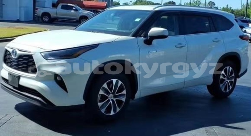 Big with watermark toyota highlander bishkek bishkek 5793