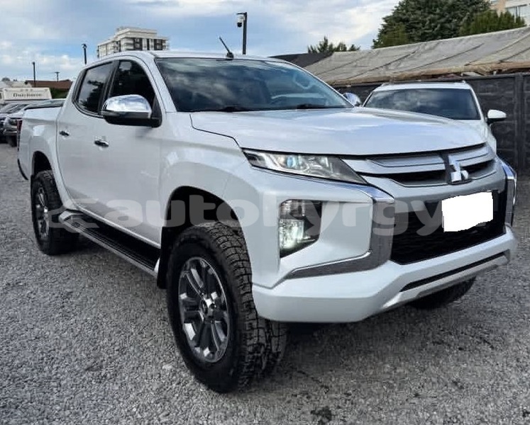 Big with watermark mitsubishi l200 bishkek bishkek 5794