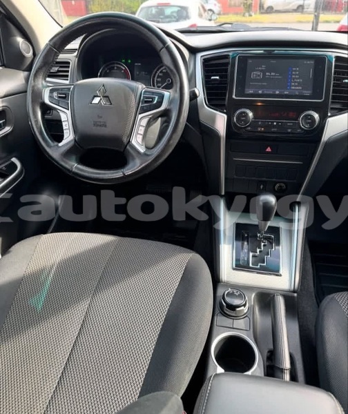 Big with watermark mitsubishi l200 bishkek bishkek 5794