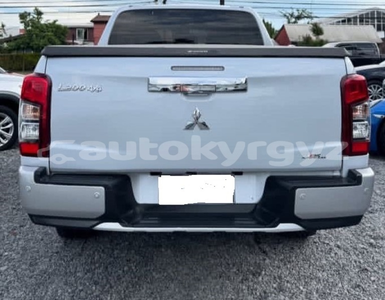 Big with watermark mitsubishi l200 bishkek bishkek 5794