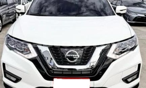 Buy Used Nissan X–Trail White Car in Bishkek in Bishkek Buy Used Nissan X–Trail White Car in Bishkek in Bishkek