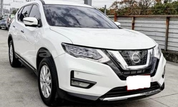 Buy Used Nissan X–Trail White Car in Bishkek in Bishkek Buy Used Nissan X–Trail White Car in Bishkek in Bishkek