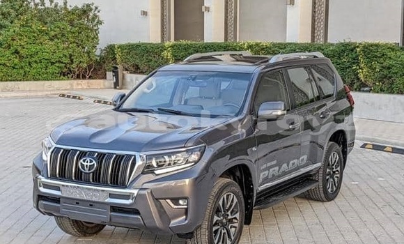 Buy Used Toyota Land Cruiser Prado White Car in Bishkek in Bishkek Buy Used Toyota Land Cruiser Prado White Car in Bishkek in Bishkek