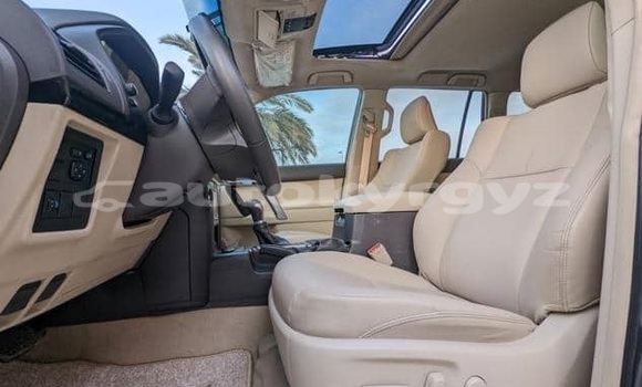 Buy Used Toyota Land Cruiser Prado White Car in Bishkek in Bishkek Buy Used Toyota Land Cruiser Prado White Car in Bishkek in Bishkek