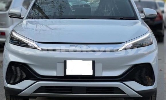 Buy Used BYD F3 White Car in Bishkek in Bishkek