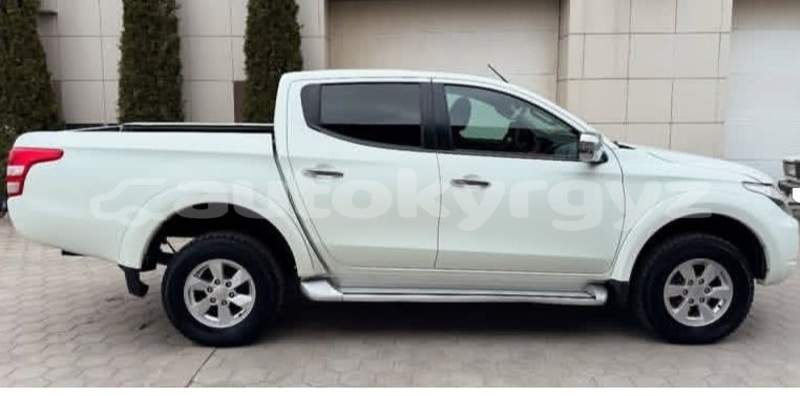Big with watermark mitsubishi l200 bishkek bishkek 5804