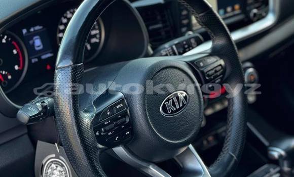 Buy Used Kia Stonic White Car in Bishkek in Bishkek Buy Used Kia Stonic White Car in Bishkek in Bishkek