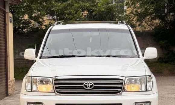 Buy Used Toyota Land Cruiser White Car in Bishkek in Bishkek Buy Used Toyota Land Cruiser White Car in Bishkek in Bishkek