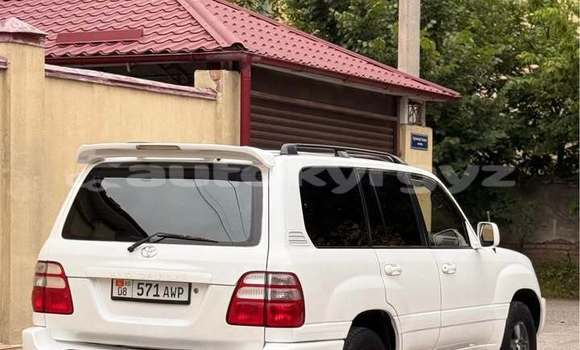Buy Used Toyota Land Cruiser White Car in Bishkek in Bishkek Buy Used Toyota Land Cruiser White Car in Bishkek in Bishkek