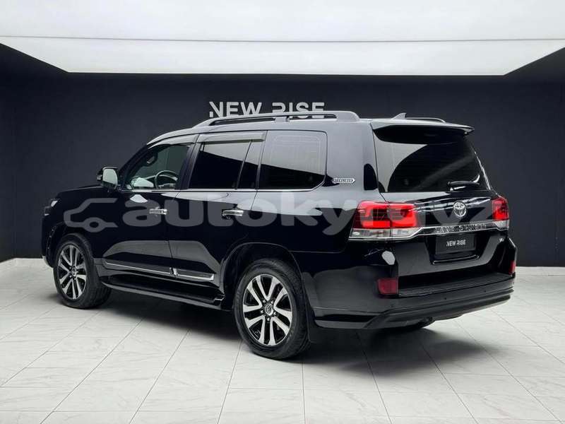 Big with watermark toyota land cruiser bishkek bishkek 5821