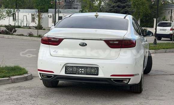 Buy Used Kia K7 White Car in Bishkek in Bishkek Buy Used Kia K7 White Car in Bishkek in Bishkek
