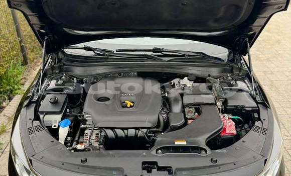 Buy Used Kia K5 White Car in Bishkek in Bishkek