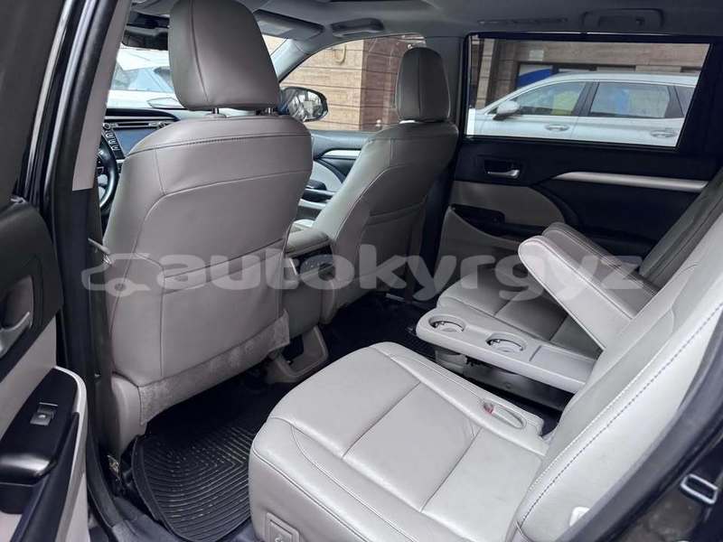 Big with watermark toyota highlander bishkek bishkek 5832