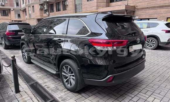 Buy Used Toyota Highlander Black Car in Bishkek in Bishkek Buy Used Toyota Highlander Black Car in Bishkek in Bishkek