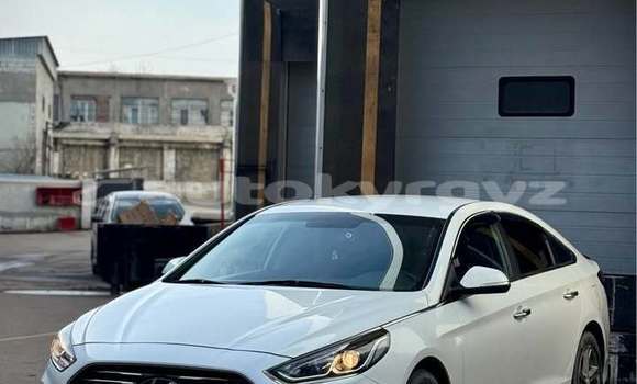 Buy Used Hyundai Sonata White Car in Bishkek in Bishkek Buy Used Hyundai Sonata White Car in Bishkek in Bishkek