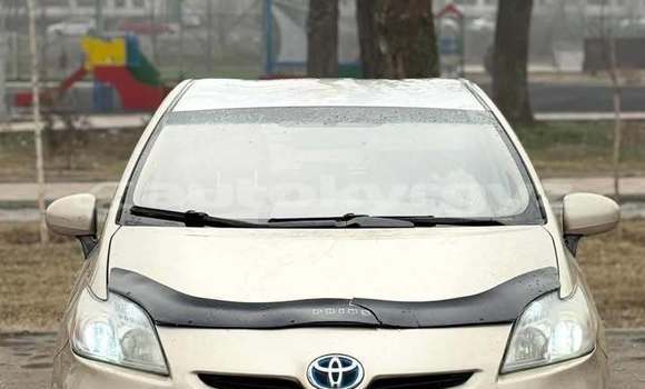 Buy Used Toyota Prius Other Car in Bishkek in Bishkek