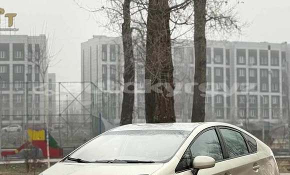 Buy Used Toyota Prius Other Car in Bishkek in Bishkek Buy Used Toyota Prius Other Car in Bishkek in Bishkek
