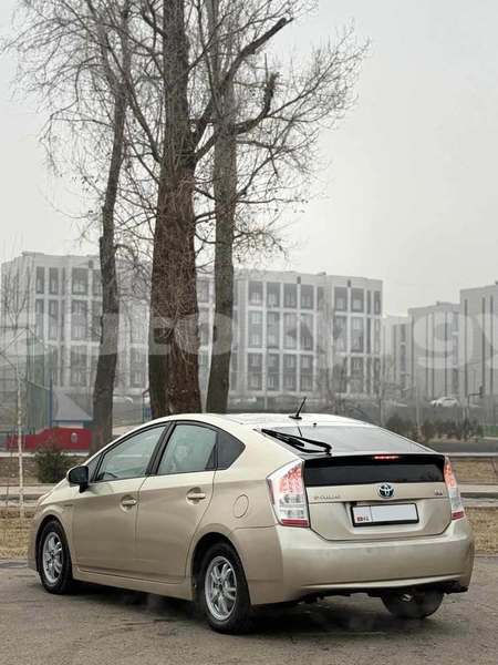 Big with watermark toyota prius bishkek bishkek 5839