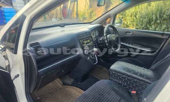 Buy Used Honda Stepwgn White Car in Bishkek in Bishkek Buy Used Honda Stepwgn White Car in Bishkek in Bishkek