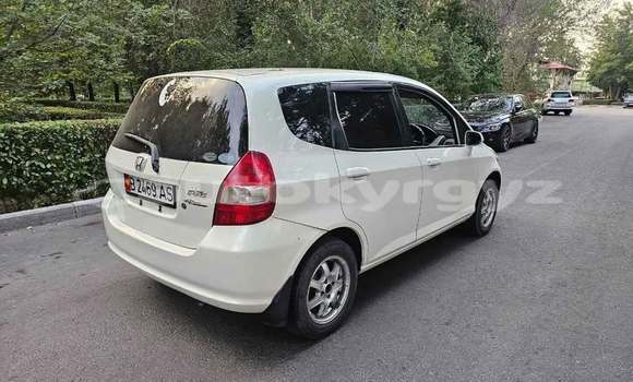 Buy Used Honda FIT White Car in Bishkek in Bishkek Buy Used Honda FIT White Car in Bishkek in Bishkek