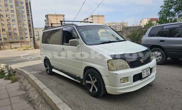 Buy Used Honda Stepwgn White Car in Bishkek in Bishkek