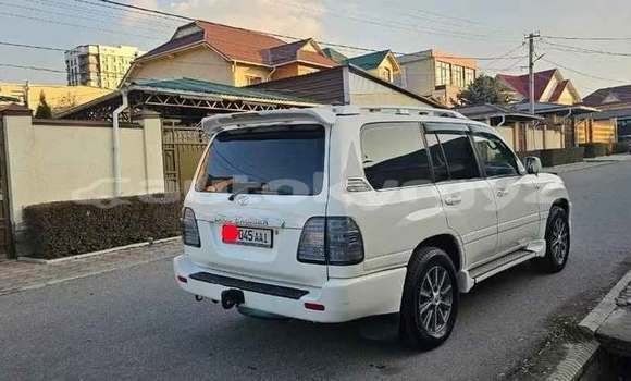 Buy Used Toyota Land Cruiser White Car in Bishkek in Bishkek Buy Used Toyota Land Cruiser White Car in Bishkek in Bishkek