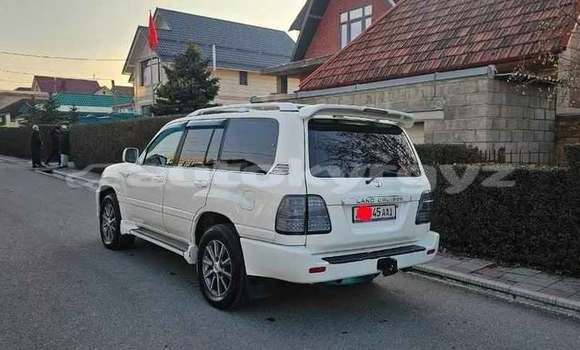 Buy Used Toyota Land Cruiser White Car in Bishkek in Bishkek Buy Used Toyota Land Cruiser White Car in Bishkek in Bishkek