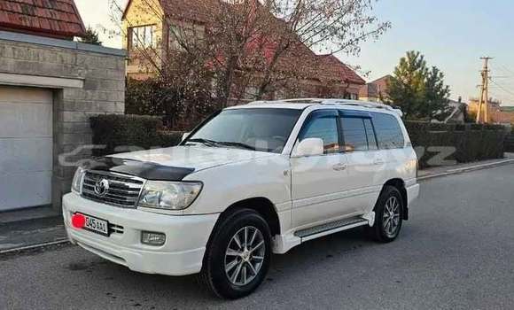 Buy Used Toyota Land Cruiser White Car in Bishkek in Bishkek Buy Used Toyota Land Cruiser White Car in Bishkek in Bishkek