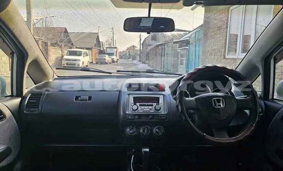 Buy Used Honda FIT White Car in Bishkek in Bishkek Buy Used Honda FIT White Car in Bishkek in Bishkek