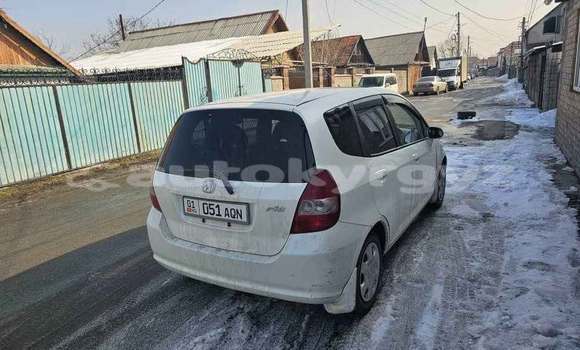 Buy Used Honda FIT White Car in Bishkek in Bishkek Buy Used Honda FIT White Car in Bishkek in Bishkek