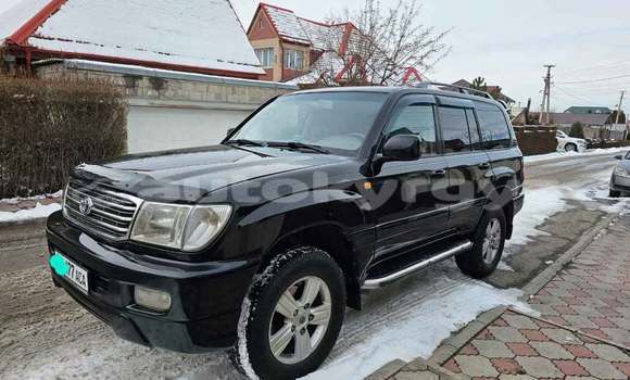 Buy Used Toyota Land Cruiser Black Car in Bishkek in Bishkek