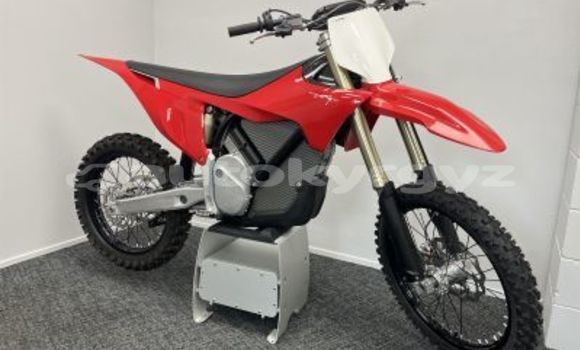 Buy New Husqvarna 400 Red Bike in Ala Buka in Jalal-Abad Buy New Husqvarna 400 Red Bike in Ala Buka in Jalal-Abad
