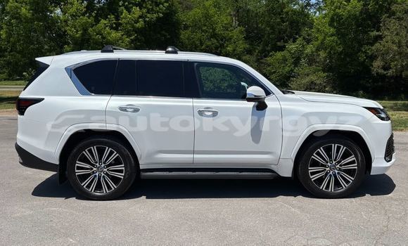 Buy Used Lexus LX White Car in Balykchy in Issyk-Kul Buy Used Lexus LX White Car in Balykchy in Issyk-Kul