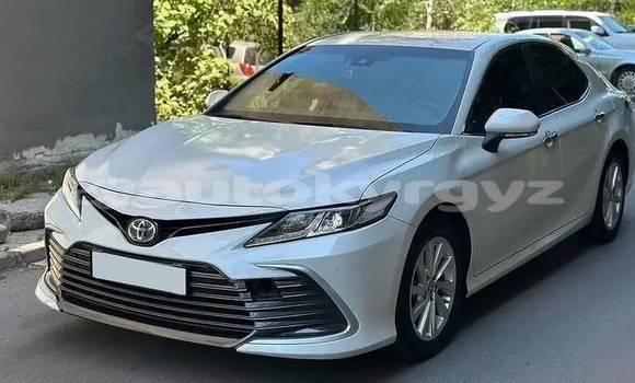 Buy Used Toyota Camry White Car in Bishkek in Bishkek Buy Used Toyota Camry White Car in Bishkek in Bishkek