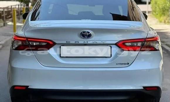 Buy Used Toyota Camry White Car in Bishkek in Bishkek Buy Used Toyota Camry White Car in Bishkek in Bishkek