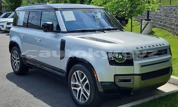 Buy Used Land Rover Defender White Car in Karakol in Issyk-Kul