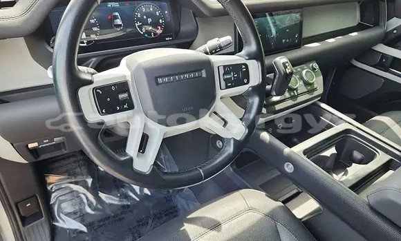 Buy Used Land Rover Defender White Car in Karakol in Issyk-Kul Buy Used Land Rover Defender White Car in Karakol in Issyk-Kul
