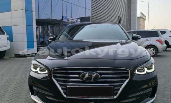 Buy Used Hyundai Grandeur Black Car in Bishkek in Bishkek