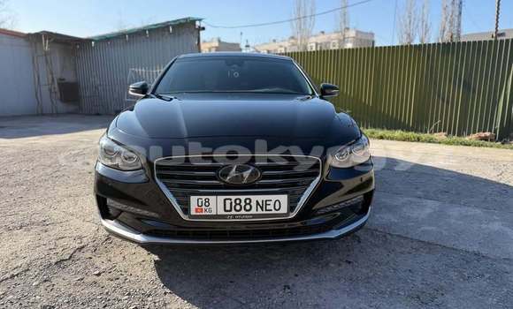 Buy Used Hyundai Grandeur Black Car in Bishkek in Bishkek