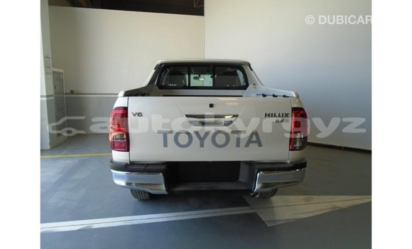 Buy Import Toyota Hilux Other Car in Import - Dubai in Batken Buy Import Toyota Hilux Other Car in Import - Dubai in Batken