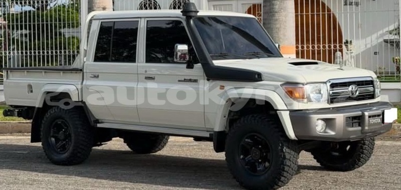 Big with watermark toyota land cruiser bishkek bishkek 5942